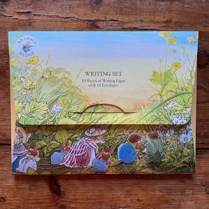 Brambly Hedge Writing Set